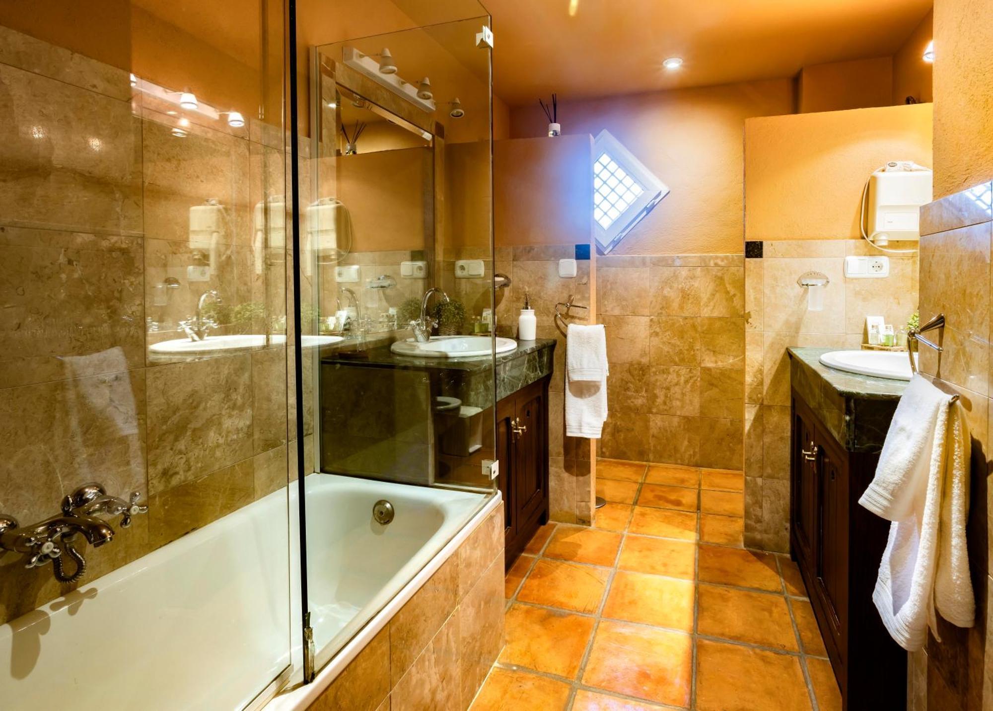 Hotel Cortijo Landete (Adults Only) Armilla Exterior photo